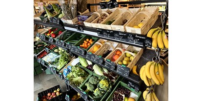 regionale Produkte - Gemüse: Kürbis - Baden-Württemberg - Obst und Gemüse führen wir guter Auswahl. 
Wir versuchen so regional wie möglich ein schönes Angebot bereitzustellen.  - Hofladen Kampmann