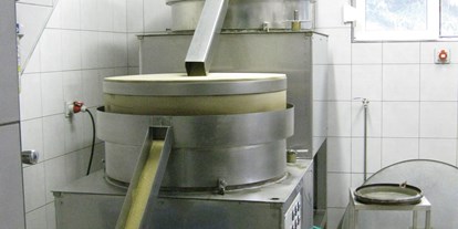 regionale Produkte - Beeren: Aronia - Deutschland - Produktion - Essig Schneider