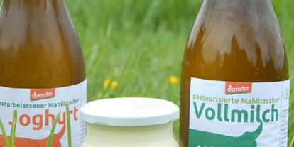regionale Produkte - Beeren: Stachelbeeren - Sachsen - Molkereiprodukte vom Hof Mahlitzsch: Milch, Quark und Joghurt - Hof Mahlitzsch