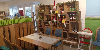 regionale Produkte - Beeren: Johannisbeeren - Niedersachsen - Hofcafé von innen - Pröhl's Hofladen
