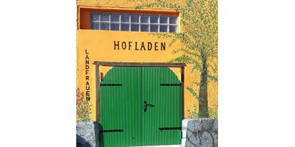 regionale Produkte - Beeren: Heidelbeeren - Mecklenburg-Vorpommern - Originale Ansicht vom Hofladeneingang - Hofladen der Landfrauen in Leezen