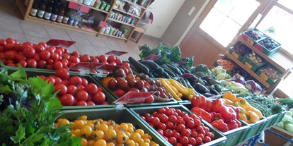 regionale Produkte - Friemar - Unser Hofladen mit vielen leckeren Tomaten aus eigener Produktion - Gemüsewerkstatt Grünschnabel