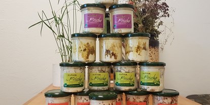regionale Produkte - Ilsede - Frischkäse aus Schafsmilch - Hof im Greth 