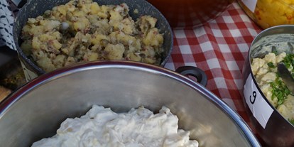 regionale Produkte - Beeren: Erdbeeren - Schürensöhlen - Kartoffelsalatkontest - Hofladen Gut Rothenhausen