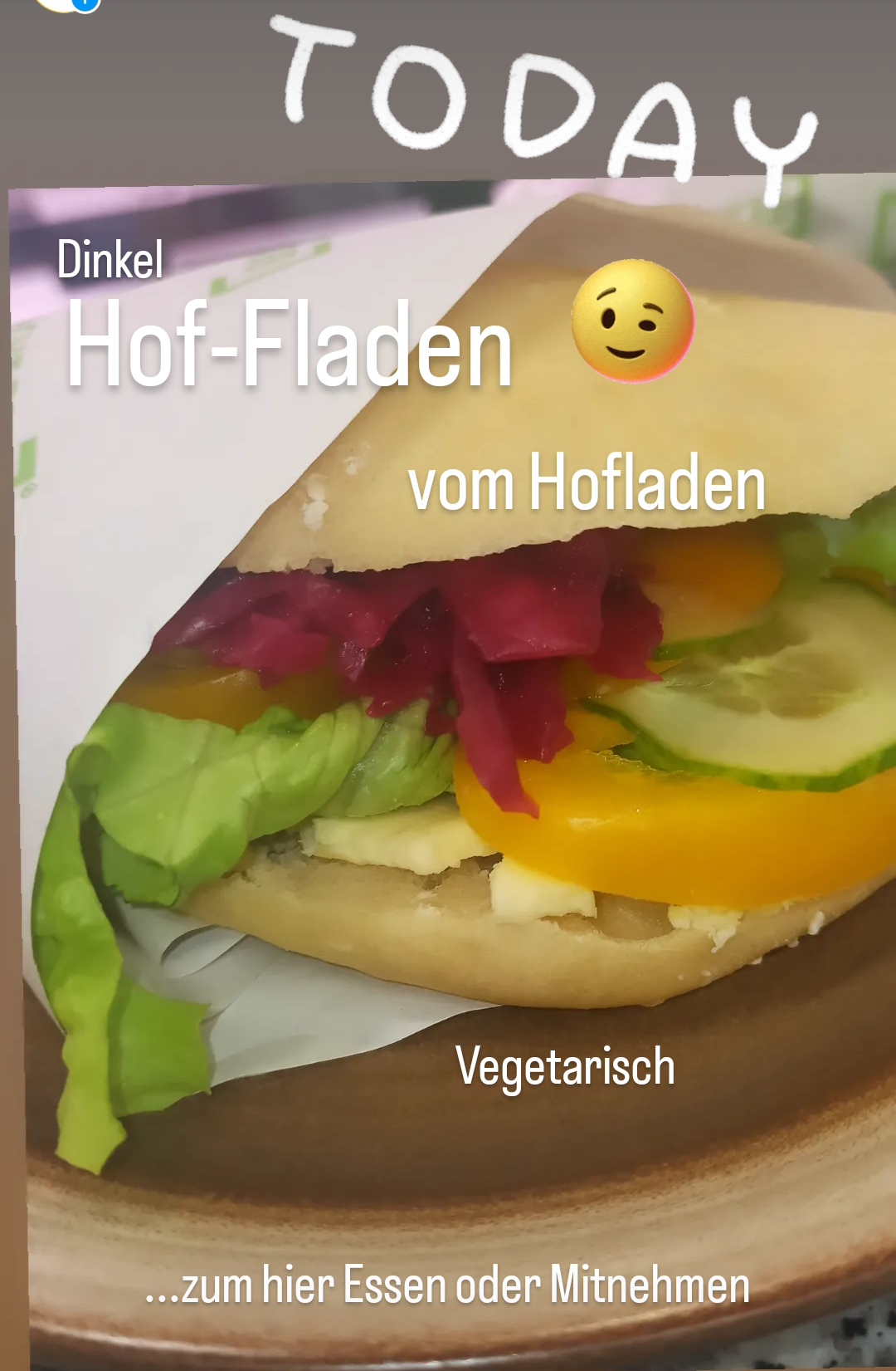 Hofladen: Dienstag und Donnerstag unser Dinkel-Hof-Fladen, 
zum Mitnehmen oder hier essen... 

Mit Käse, Wurst oder vegan - Hofladen Kampmann