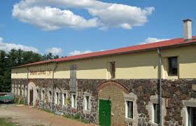 regionale Produkte - Imkereigebäude - Alter Gutshof Garzau - Bioland-Imkerei Lahres