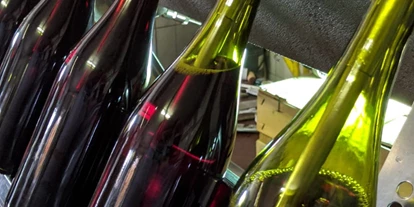 regionale Produkte - Fischingen (Landkreis Lörrach) - Abfüllung Rotwein - Weinbau Ruser