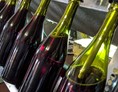 Hofladen: Abfüllung Rotwein - Weinbau Ruser